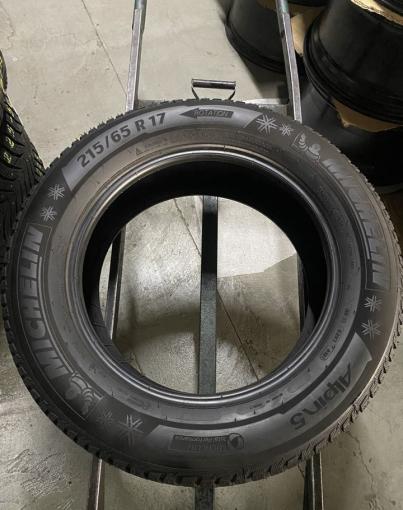 Michelin Alpin 5 215/65 R17