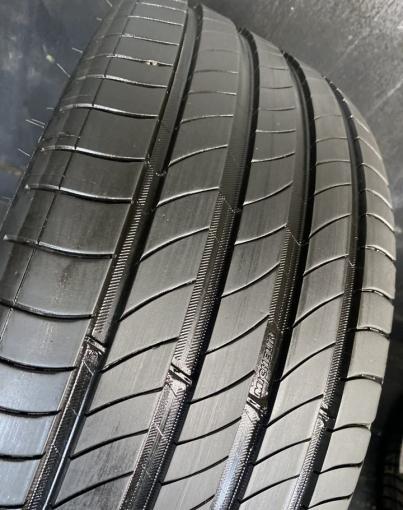 Michelin Primacy 4 235/40 R19