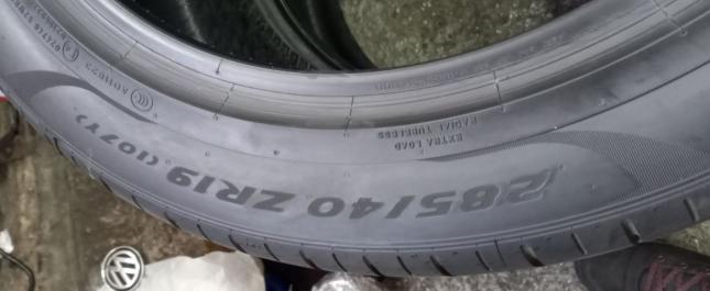 Pirelli P Zero PZ4 285/40 R19 107Y