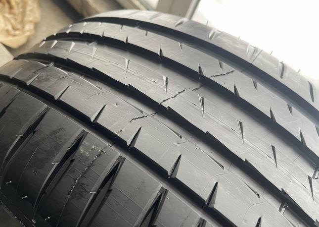 Michelin Pilot Sport 4 S 255/40 R19 100Y