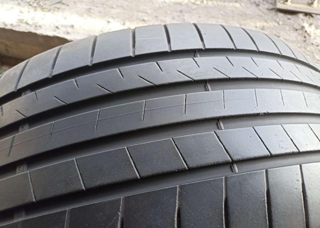 Bridgestone Alenza 001 255/50 R20