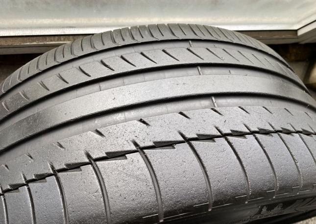 Michelin Pilot Sport PS2 265/35 R21 101Y