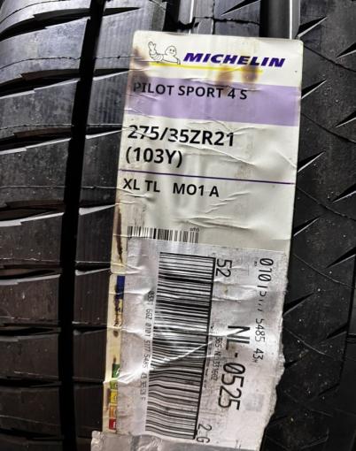 Michelin Pilot Sport 4 S 275/35 R21