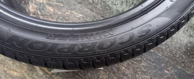 Pirelli Scorpion Winter 275/40 R21 107V