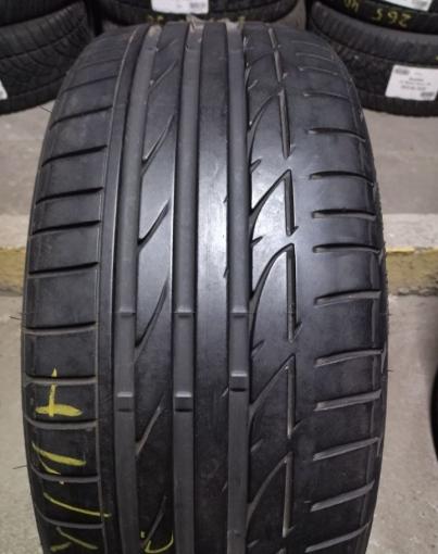 Bridgestone Potenza S001 225/40 R19 93Y