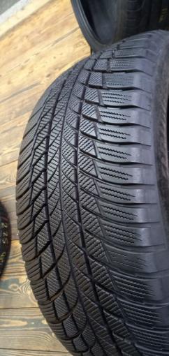 Bridgestone Blizzak LM-001 245/50 R19 105V