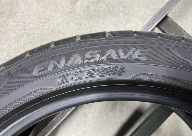 Dunlop Enasave EC204 215/45 R17