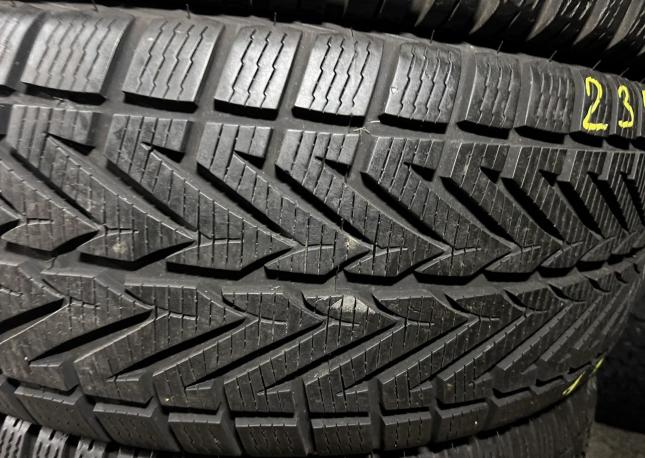 Vredestein Wintrac 4 Xtreme 235/55 R17