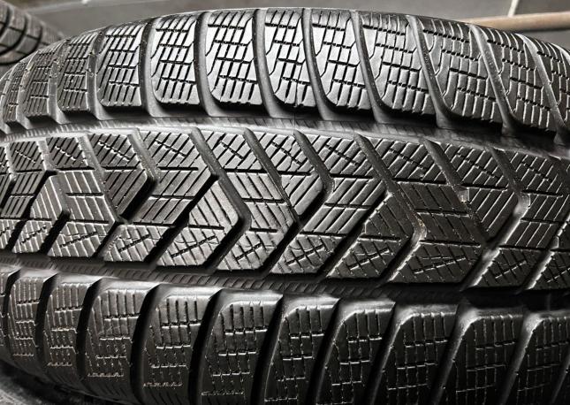 Pirelli Scorpion Winter 255/50 R20