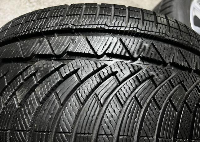 Michelin Pilot Alpin 4 235/35 R19