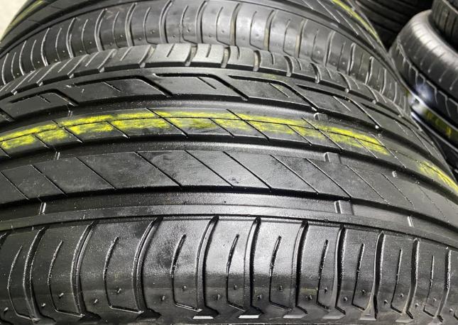 Bridgestone Turanza T001 215/55 R17