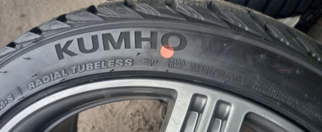 Kumho WinterCraft WP71 275/35 R19 100V