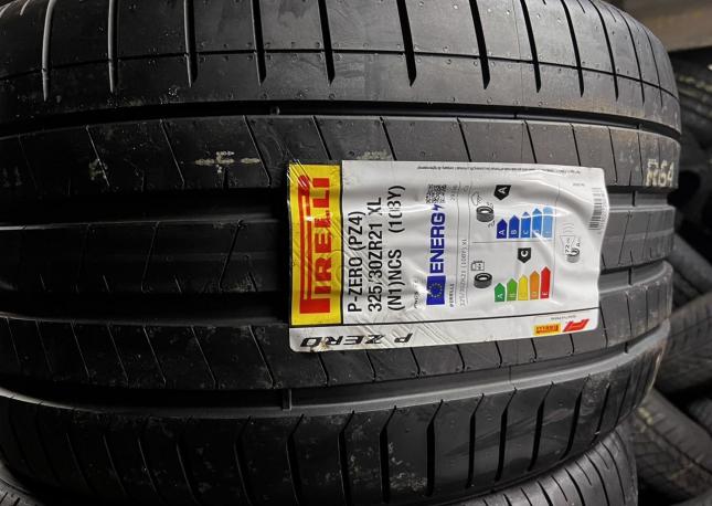 Pirelli P Zero PZ4 325/30 R21