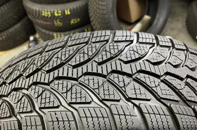 Bridgestone Blizzak LM-32C 205/60 R16 95H