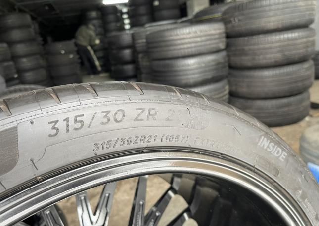 Michelin Pilot Sport 5 275/35 R21 и 315/30 R21 Y