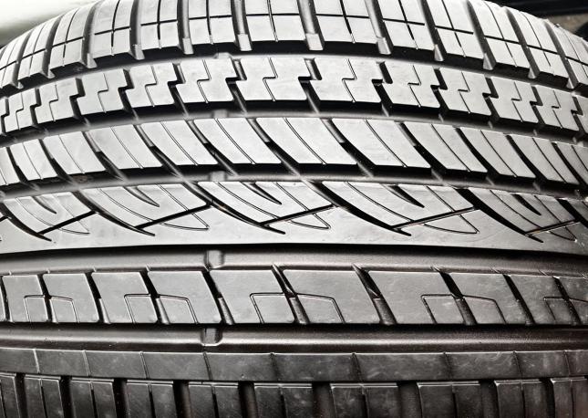 Continental ContiCrossContact UHP 305/40 R22