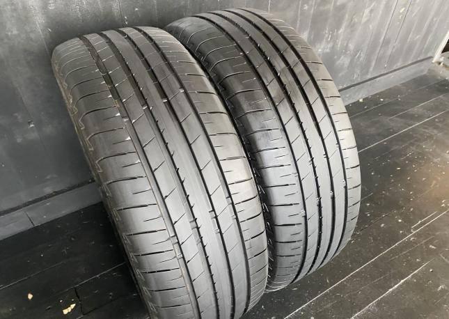 Bridgestone Turanza T005A 215/55 R18