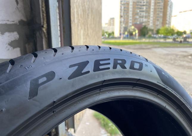 Pirelli P Zero 275/35 R20
