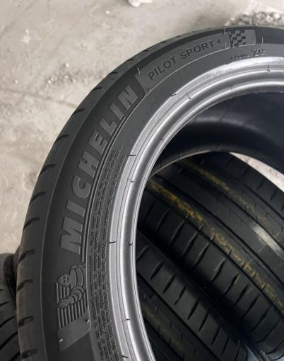 Michelin Pilot Sport 4 255/45 R18