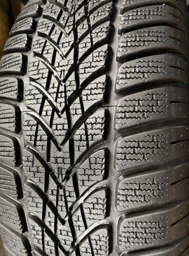 Dunlop SP Winter Sport 4D ROF 205/60 R16 92H