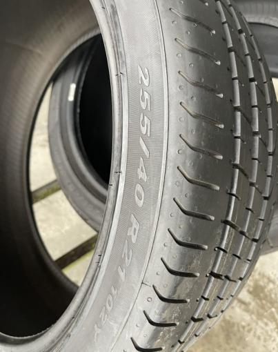 Pirelli P Zero 255/40 R21 и 265/40 R21 Y