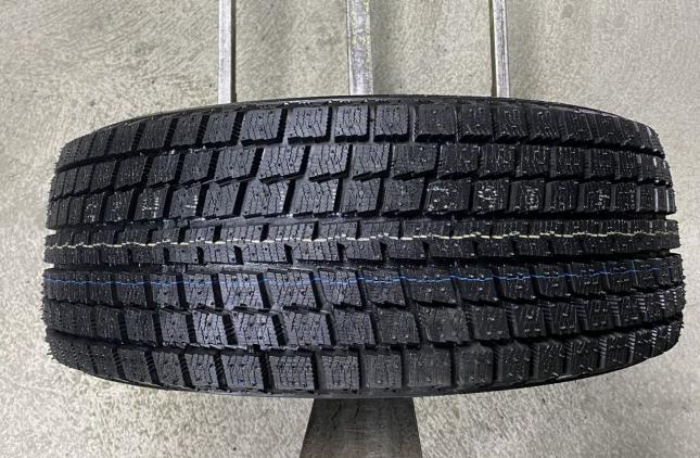 Bridgestone Blizzak MZ-03 205/55 R16