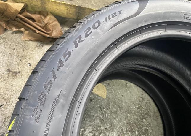 Pirelli P Zero PZ4 285/45 R20 112Y