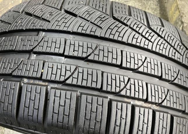 Pirelli Sottozero Winter 240 245/45 R19 102V