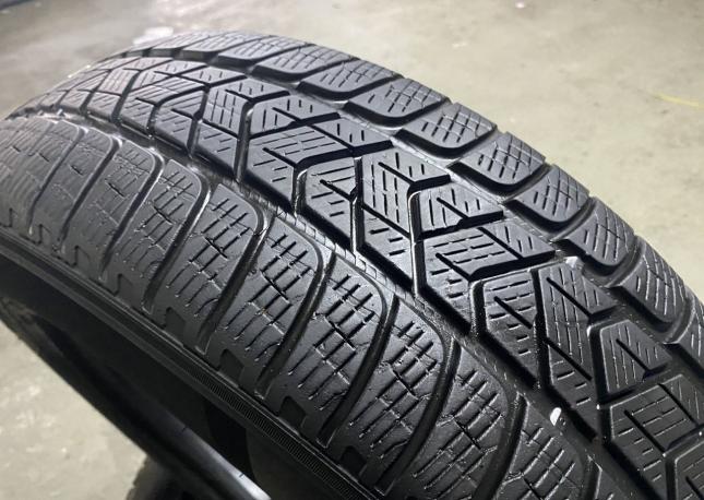 Pirelli Winter Sottozero 3 215/65 R17 99H