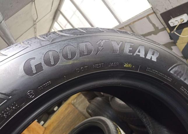 Goodyear Eagle F1 Asymmetric 2 SUV 265/50 R19 110Y