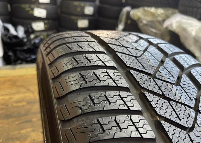 Pirelli Winter Sottozero 255/40 R20 101W