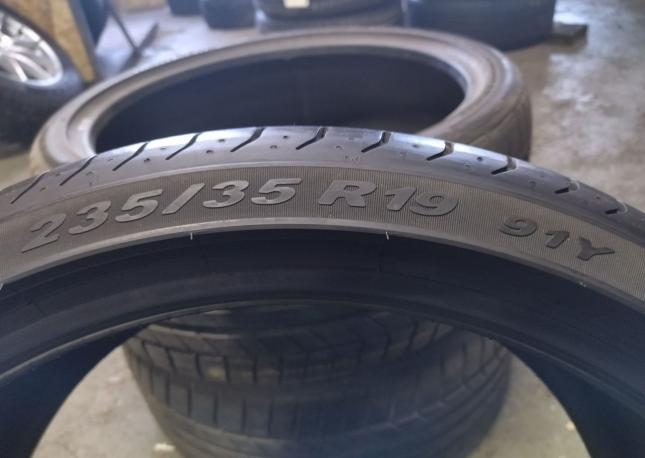 Pirelli P Zero 235/35 R19 91Y