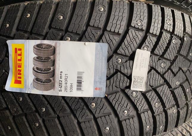 Pirelli Ice Zero 2 285/40 R21 109H