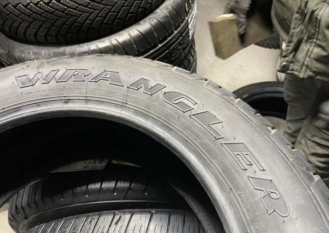 Goodyear Wrangler DuraTrac 275/55 R20 111S