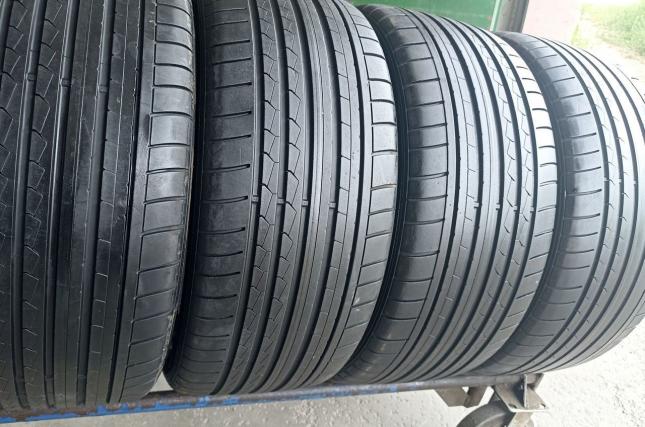 Dunlop SP Sport Maxx TT DSST 275/35 R21