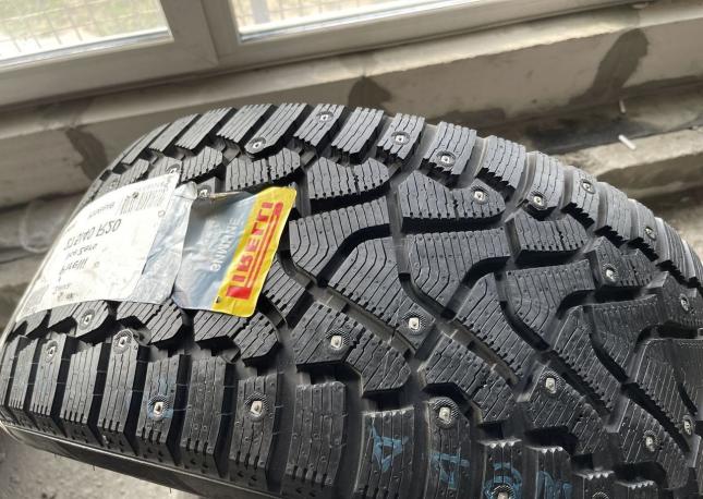 Pirelli Ice Zero 235/55 R17