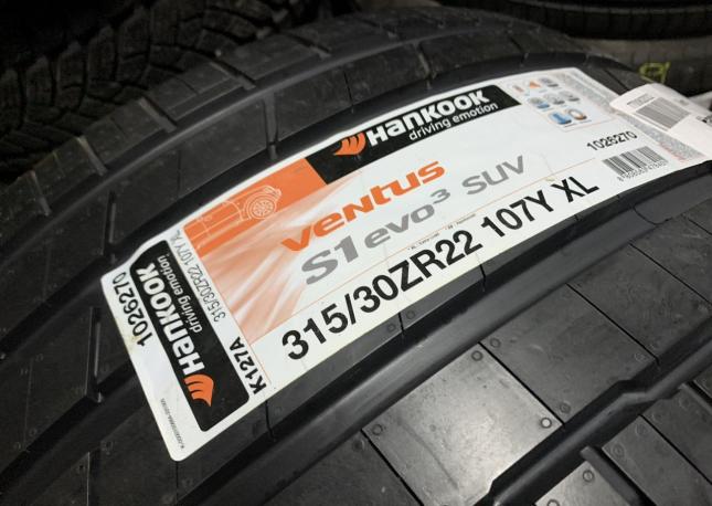 Hankook Ventus S1 Evo 3 K127B 275/35 R22 и 315/30 R22 107Y