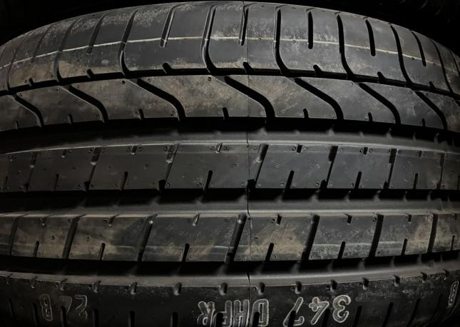 Pirelli P Zero PZ4 265/35 R20