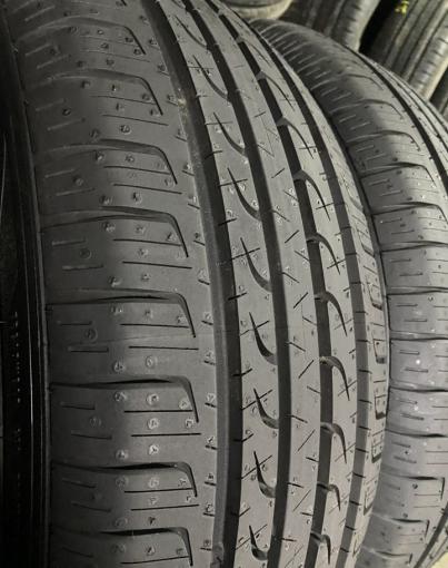 Goodyear EfficientGrip 215/60 R17