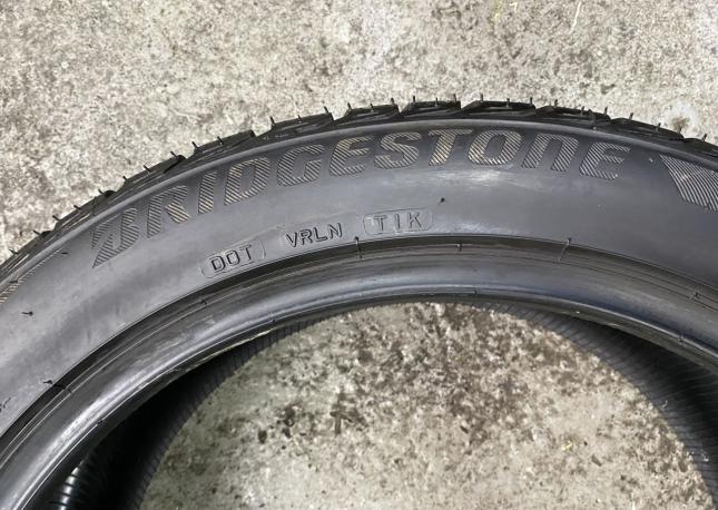 Bridgestone Blizzak LM-32 245/45 R19 102V