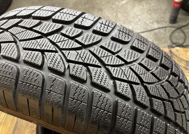 Dunlop SP Winter Sport 3D 235/65 R17