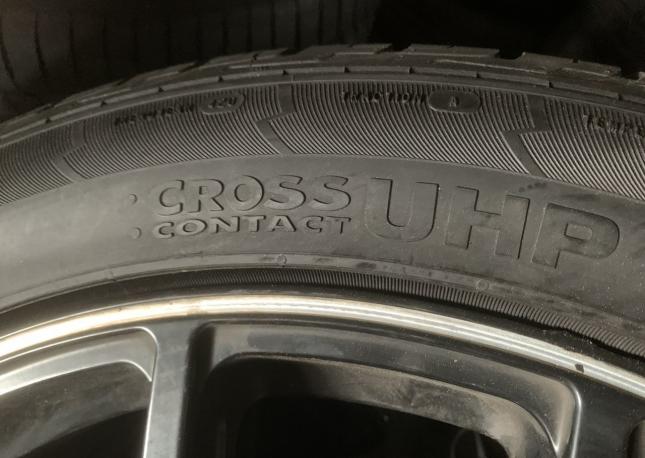 Continental ContiCrossContact UHP 295/40 R21 111W