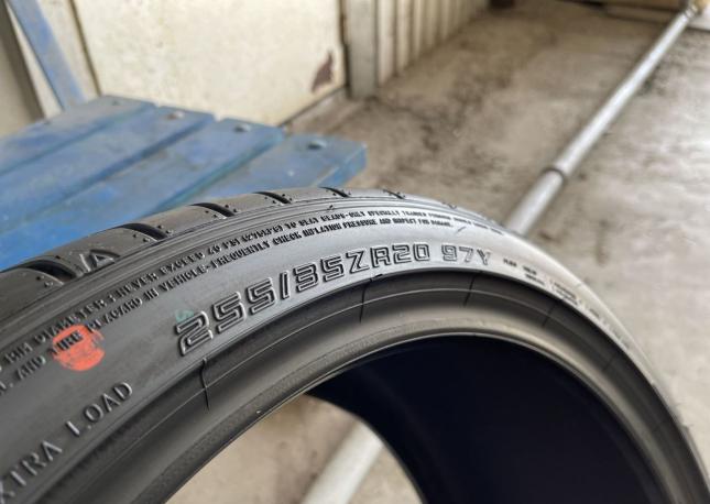 Dunlop SP Sport Maxx 050+ 255/35 R20 97Y