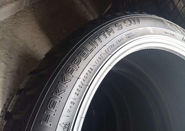 Nokian Tyres Hakkapeliitta 9 SUV 285/40 R22