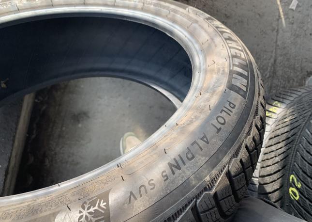 Michelin Pilot Alpin 5 255/45 R20