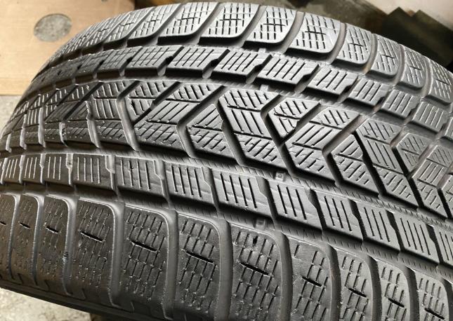 Pirelli Scorpion Winter 295/35 R21 107V