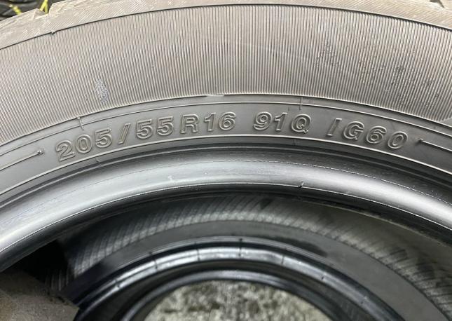 Yokohama Ice Guard IG60 205/55 R16