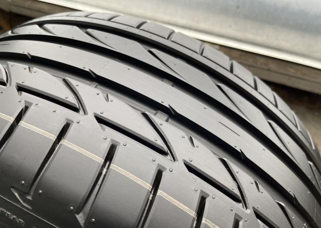 Bridgestone Potenza S02 245/35 R19