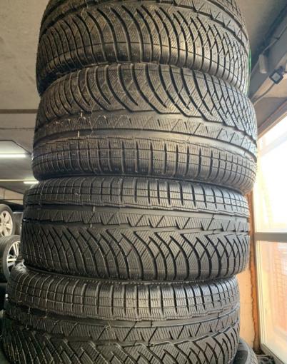 Michelin Pilot Alpin PA4 245/45 R19 и 275/40 R19