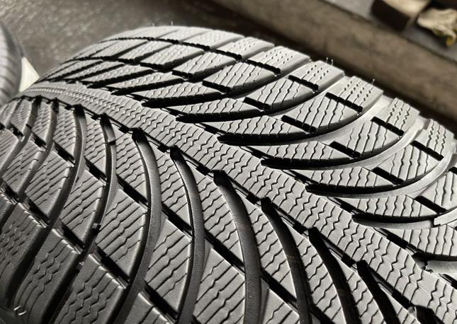 Michelin Latitude Alpin LA2 255/45 R20 101V